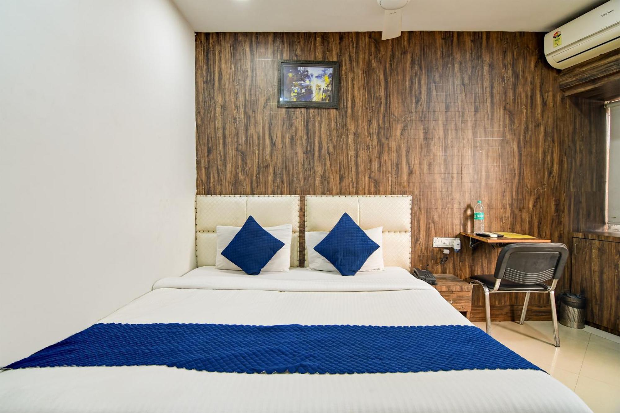 Hotel Q Inn Calcutta  Esterno foto
