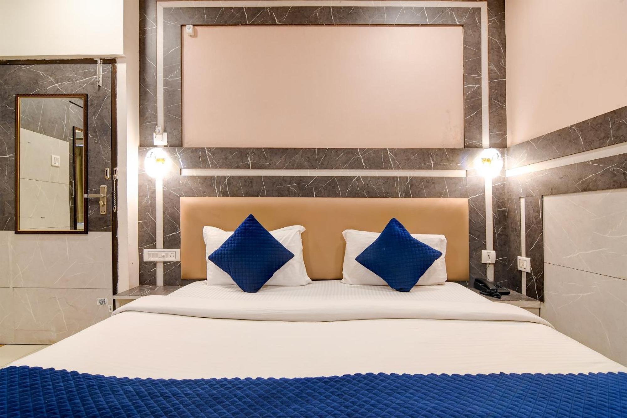 Hotel Q Inn Calcutta  Esterno foto