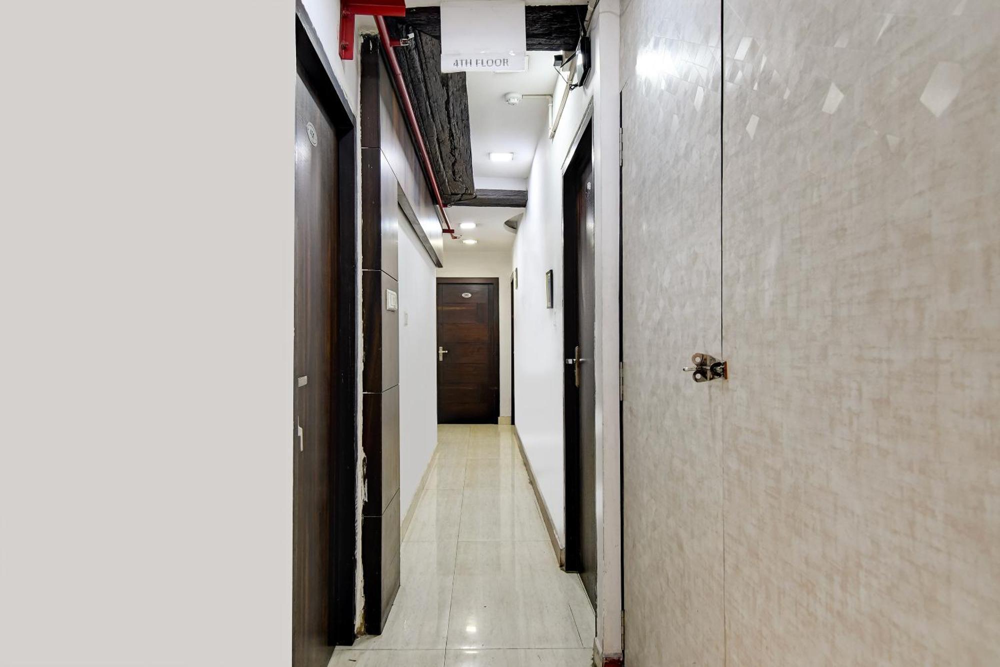 Hotel Q Inn Calcutta  Esterno foto