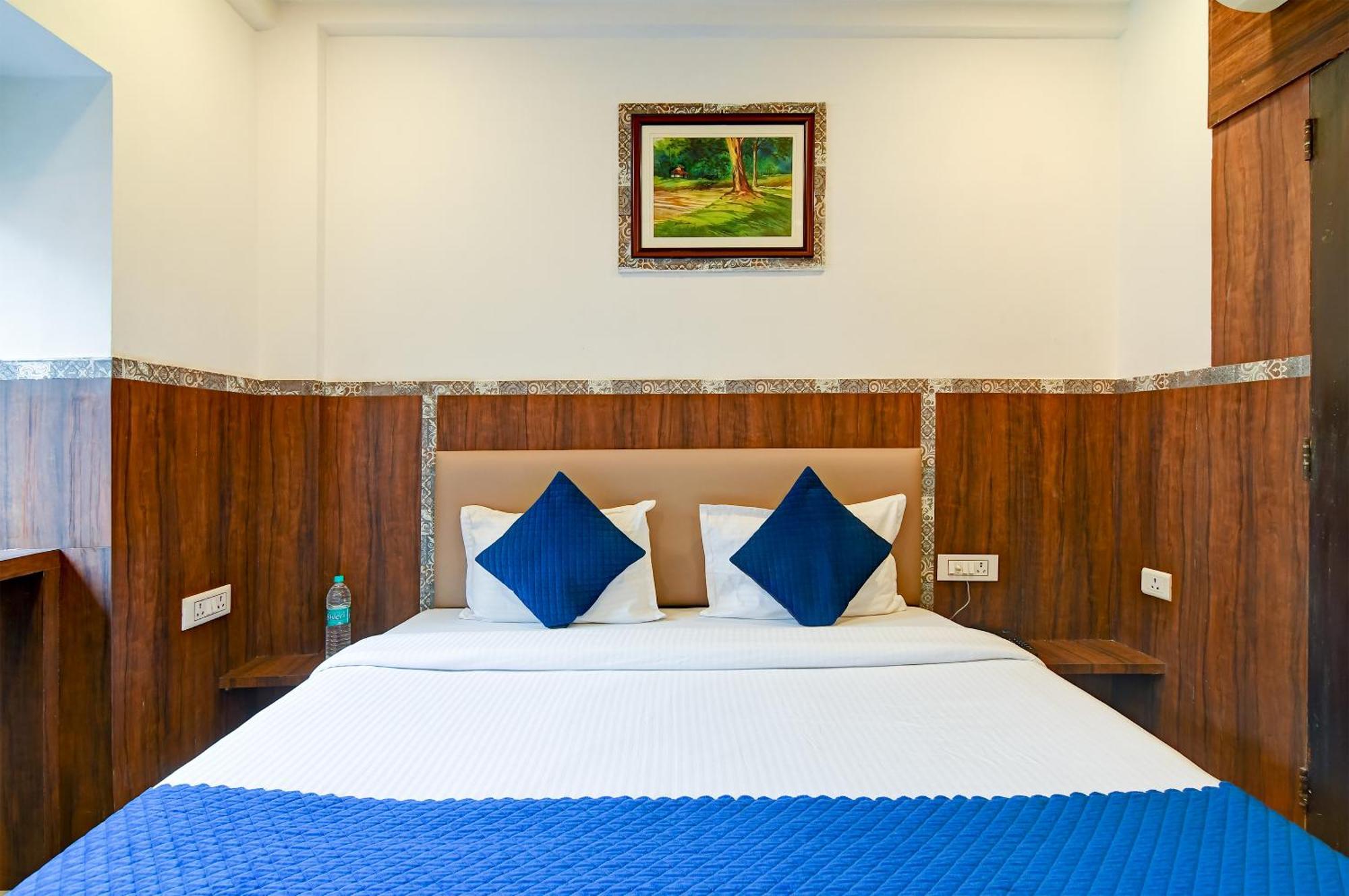 Hotel Q Inn Calcutta  Esterno foto
