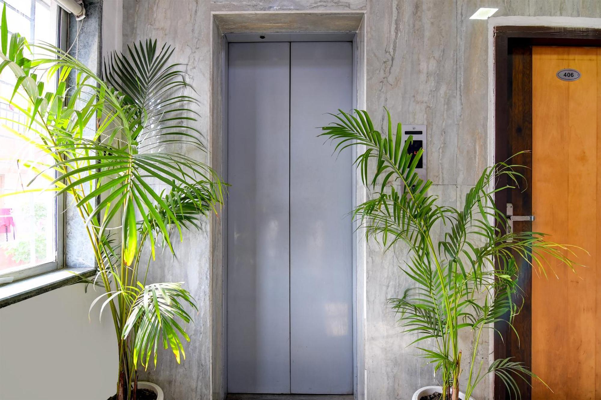 Hotel Q Inn Calcutta  Esterno foto